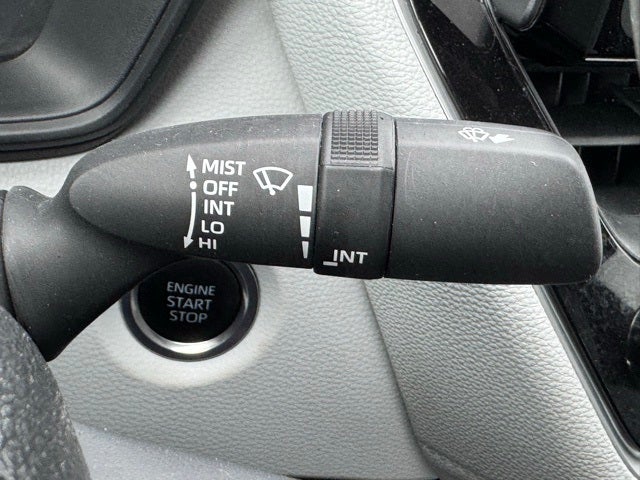 2025 Toyota Corolla SE FWD