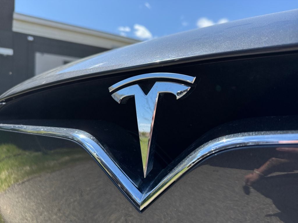 2017 Tesla Model X 75D AWD