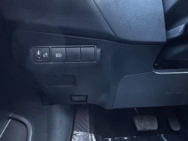 2023 Toyota Corolla Cross LE AWD
