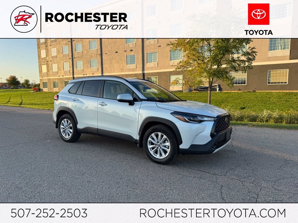 2024 Toyota Corolla Cross LE AWD