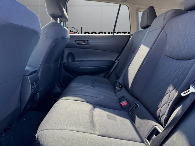 2024 Toyota Corolla Cross LE AWD