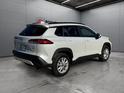 2024 Toyota Corolla Cross LE AWD