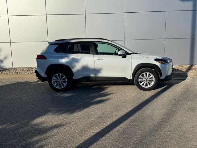2022 Toyota Corolla Cross LE AWD