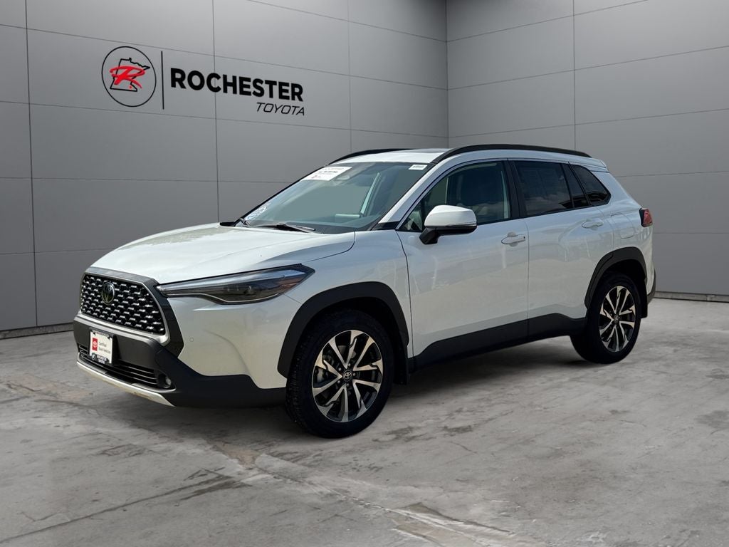 2023 Toyota Corolla Cross XLE AWD