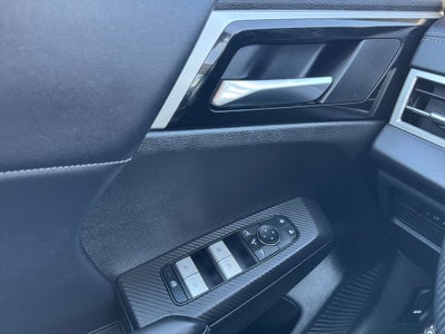 2023 Mitsubishi Outlander PHEV SE 4WD