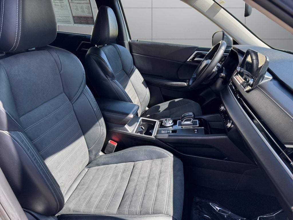 2023 Mitsubishi Outlander PHEV SE 4WD