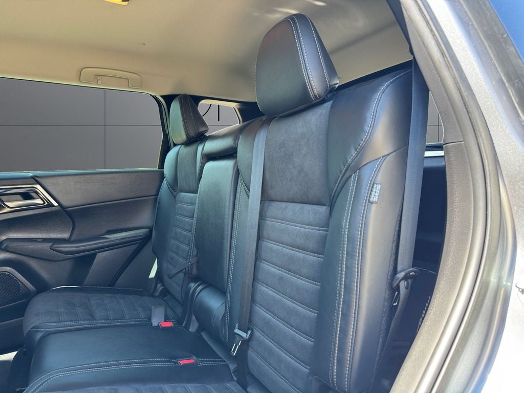 2023 Mitsubishi Outlander PHEV SE 4WD