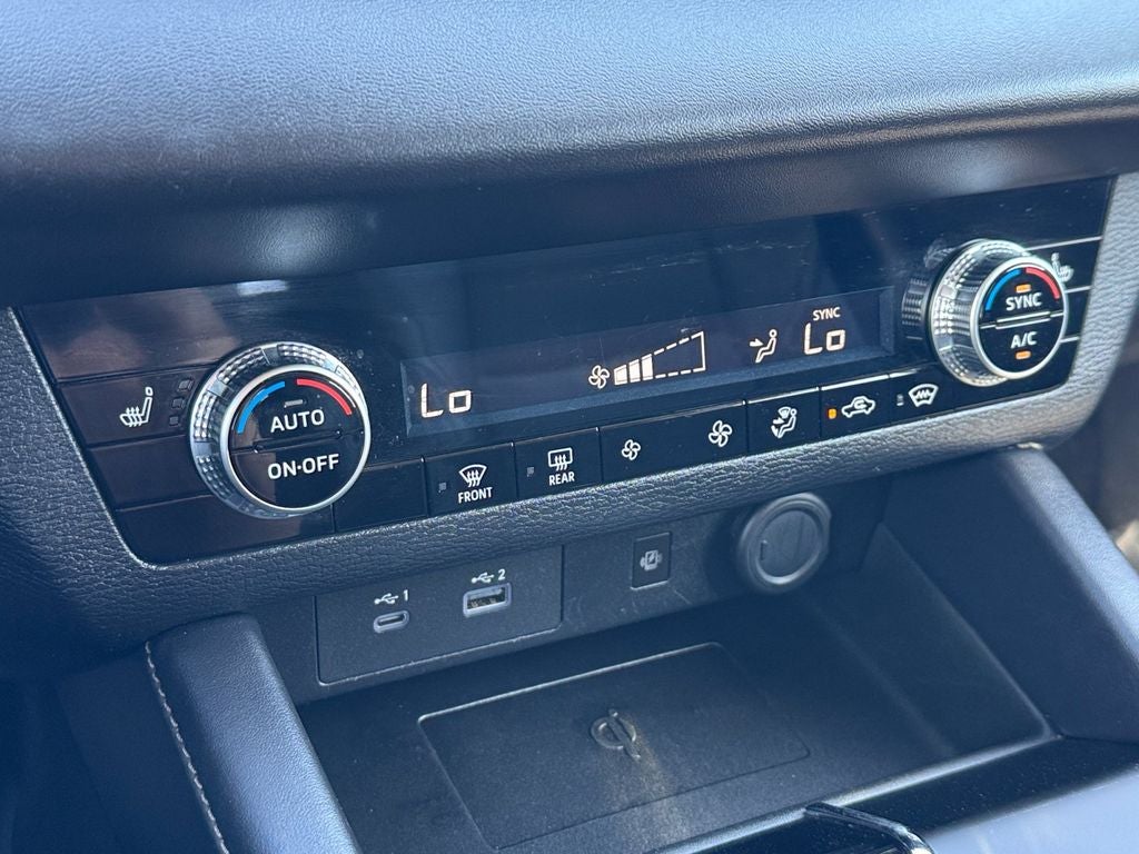 2023 Mitsubishi Outlander PHEV SE 4WD