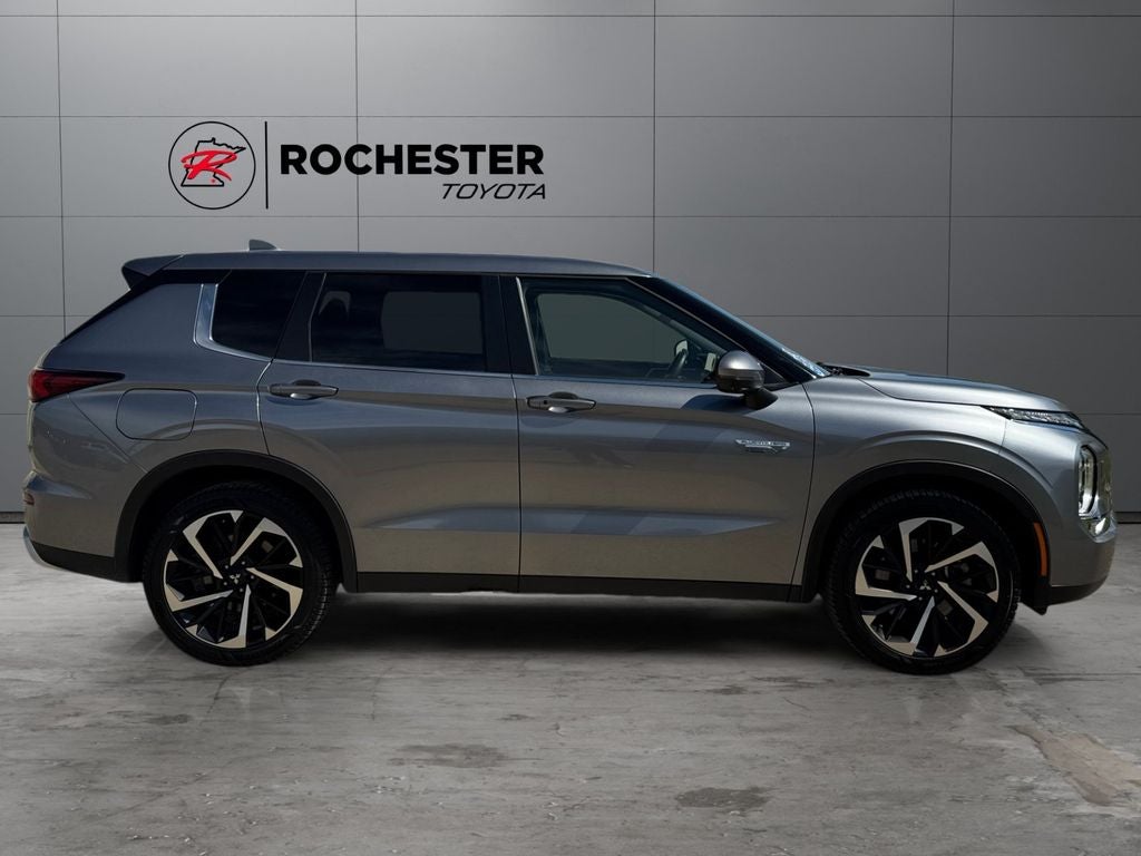 2023 Mitsubishi Outlander PHEV SE 4WD