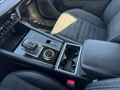 2023 Mitsubishi Outlander PHEV SE 4WD