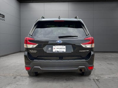 2023 Subaru Forester Premium AWD