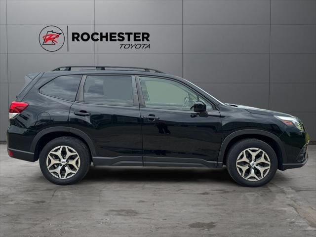 2023 Subaru Forester Premium AWD