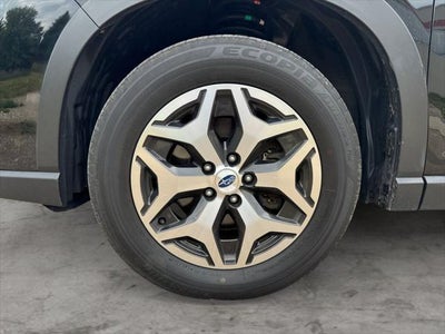 2023 Subaru Forester Premium AWD