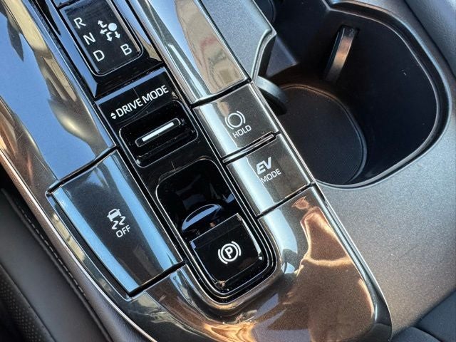 2024 Toyota Crown Limited AWD