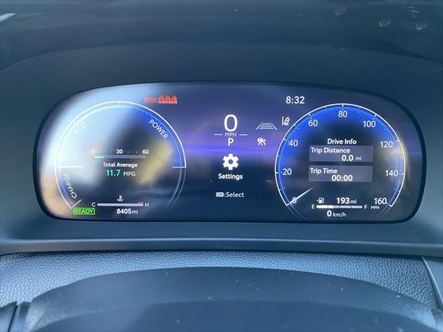 2024 Toyota Crown XLE AWD