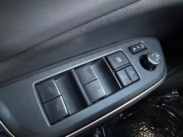 2023 Toyota Crown XLE AWD