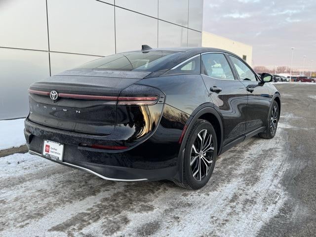 2023 Toyota Crown XLE AWD
