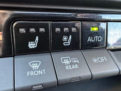 2025 Toyota Crown Signia Limited AWD