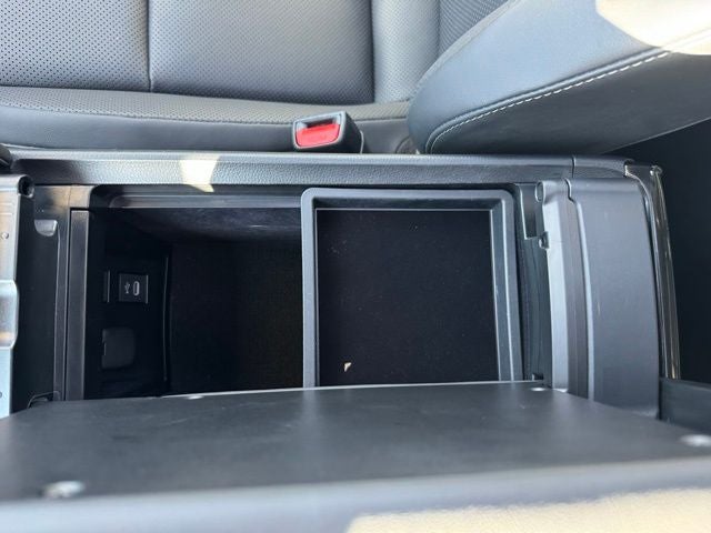 2025 Toyota Crown Signia Limited AWD