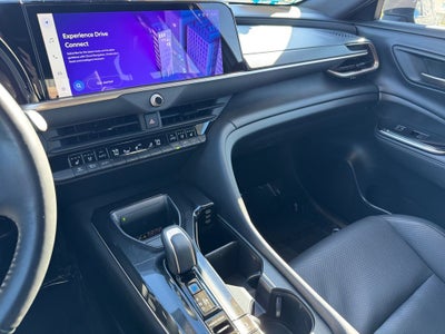 2025 Toyota Crown Signia XLE AWD