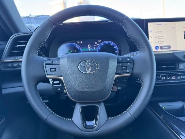2025 Toyota Crown Signia XLE AWD