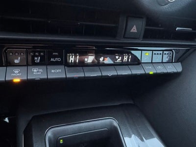 2025 Toyota Crown Signia XLE AWD