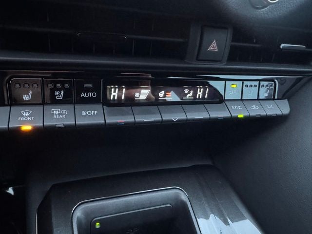 2025 Toyota Crown Signia XLE AWD