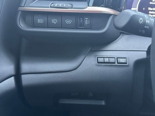 2025 Toyota Crown Signia XLE AWD