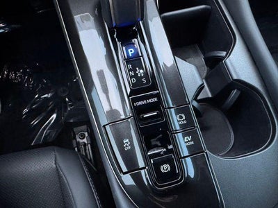 2025 Toyota Crown Signia XLE AWD