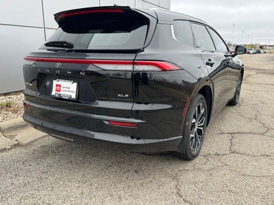 2025 Toyota Crown Signia XLE AWD