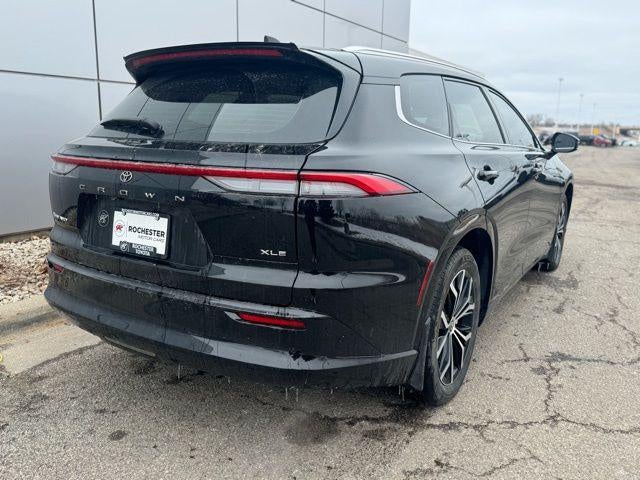 2025 Toyota Crown Signia XLE AWD