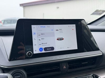 2024 Toyota Prius XLE FWD