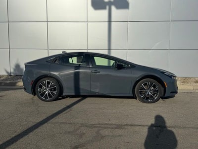 2024 Toyota Prius XLE FWD