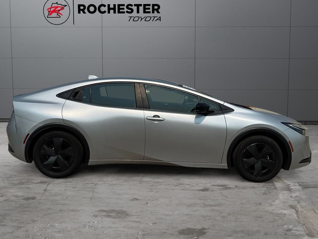 2024 Toyota Prius LE FWD