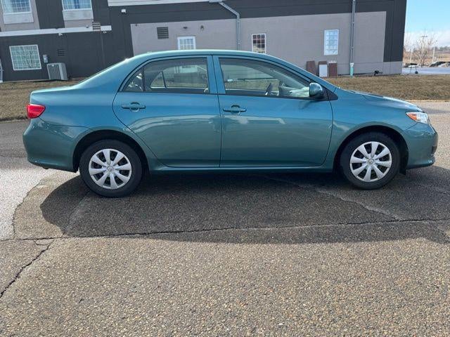 2010 Toyota Corolla LE FWD