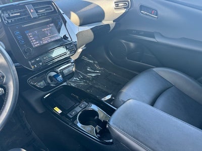 2019 Toyota Prius XLE FWD