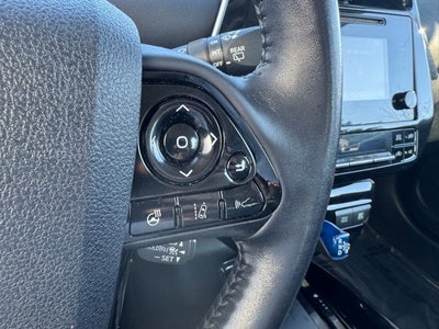 2019 Toyota Prius XLE FWD