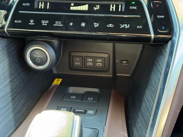 2024 Toyota Venza XLE AWD