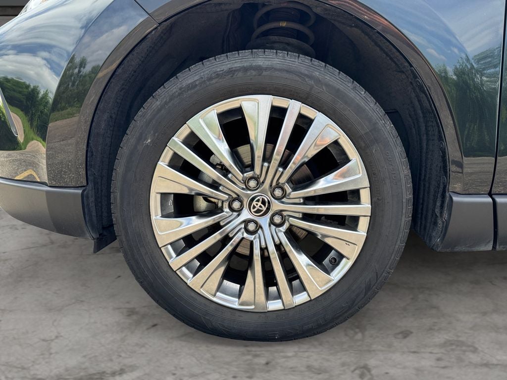 2023 Toyota Venza Limited AWD