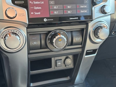 2024 Toyota 4Runner SR5 4WD