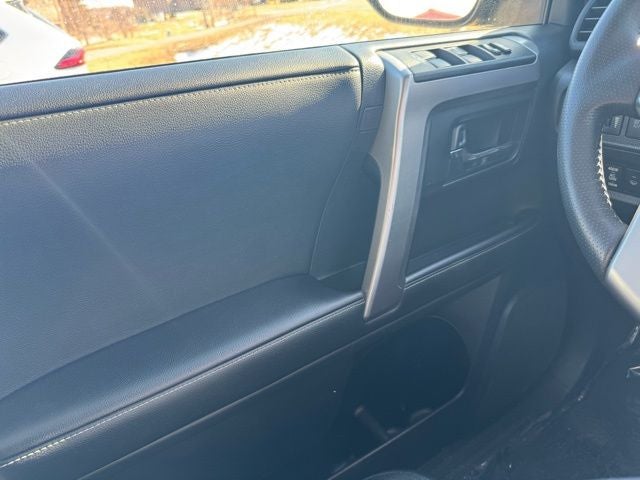 2024 Toyota 4Runner SR5 4WD