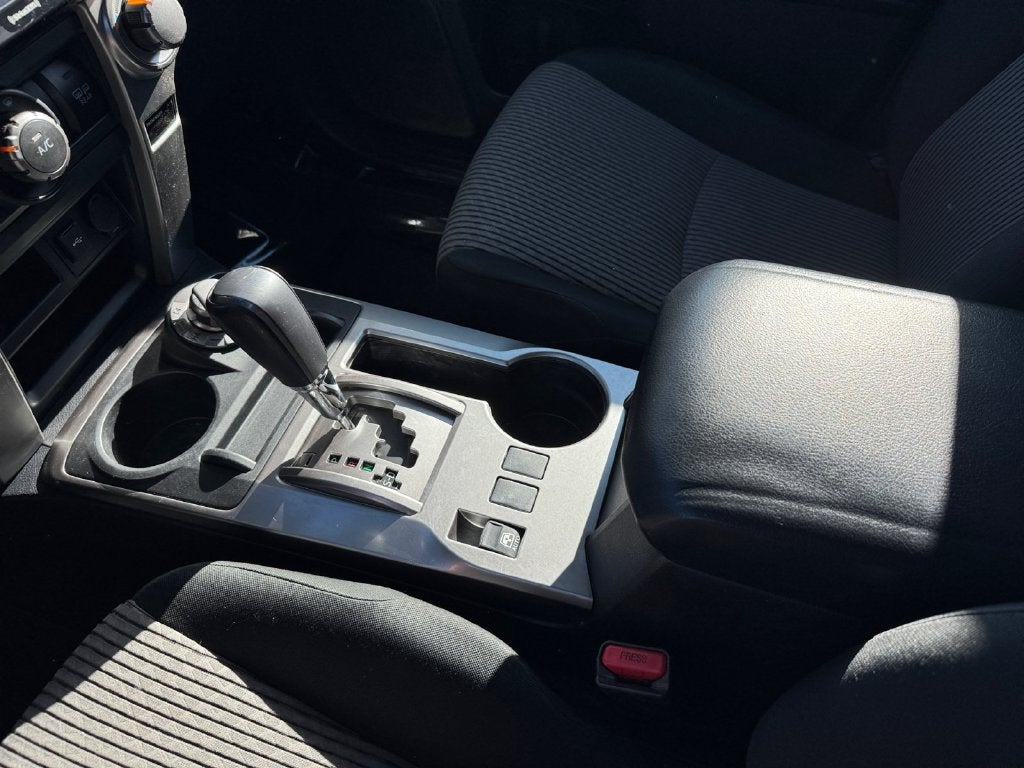 2022 Toyota 4Runner SR5 4WD
