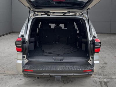 2025 Toyota 4Runner SR5 4WD