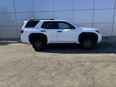 2025 Toyota 4Runner SR5 4WD