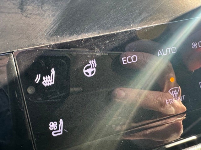 2024 Toyota bZ4X Limited AWD