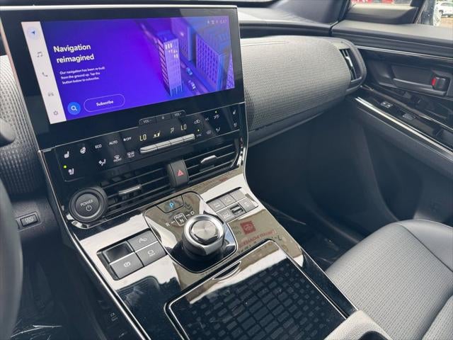 2023 Toyota bZ4X Limited AWD