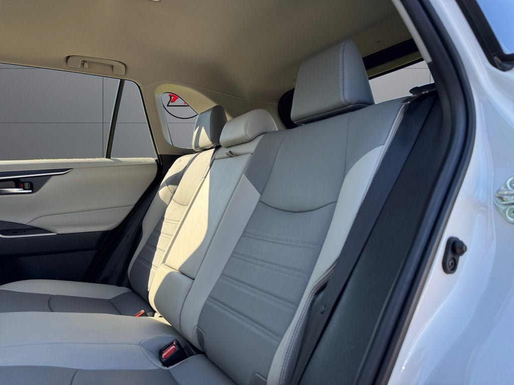 2023 Toyota RAV4 Hybrid XLE Premium AWD