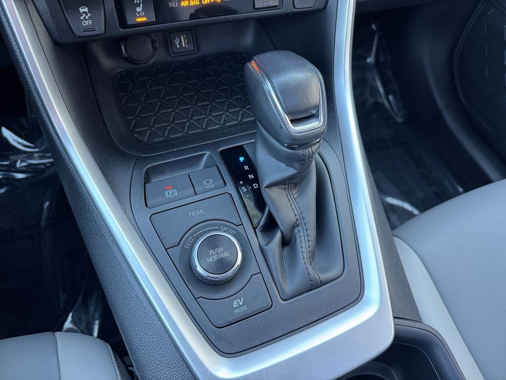 2023 Toyota RAV4 Hybrid XLE Premium AWD