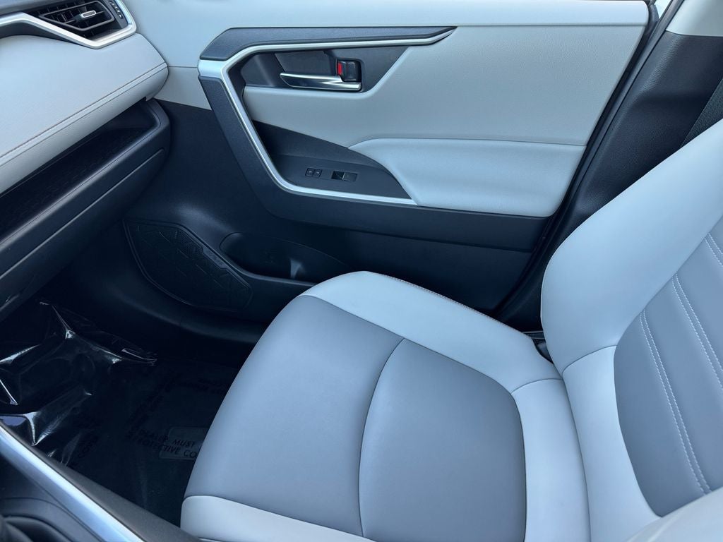 2023 Toyota RAV4 Hybrid XLE Premium AWD