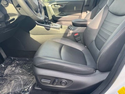 2025 Toyota RAV4 Hybrid XLE Premium AWD